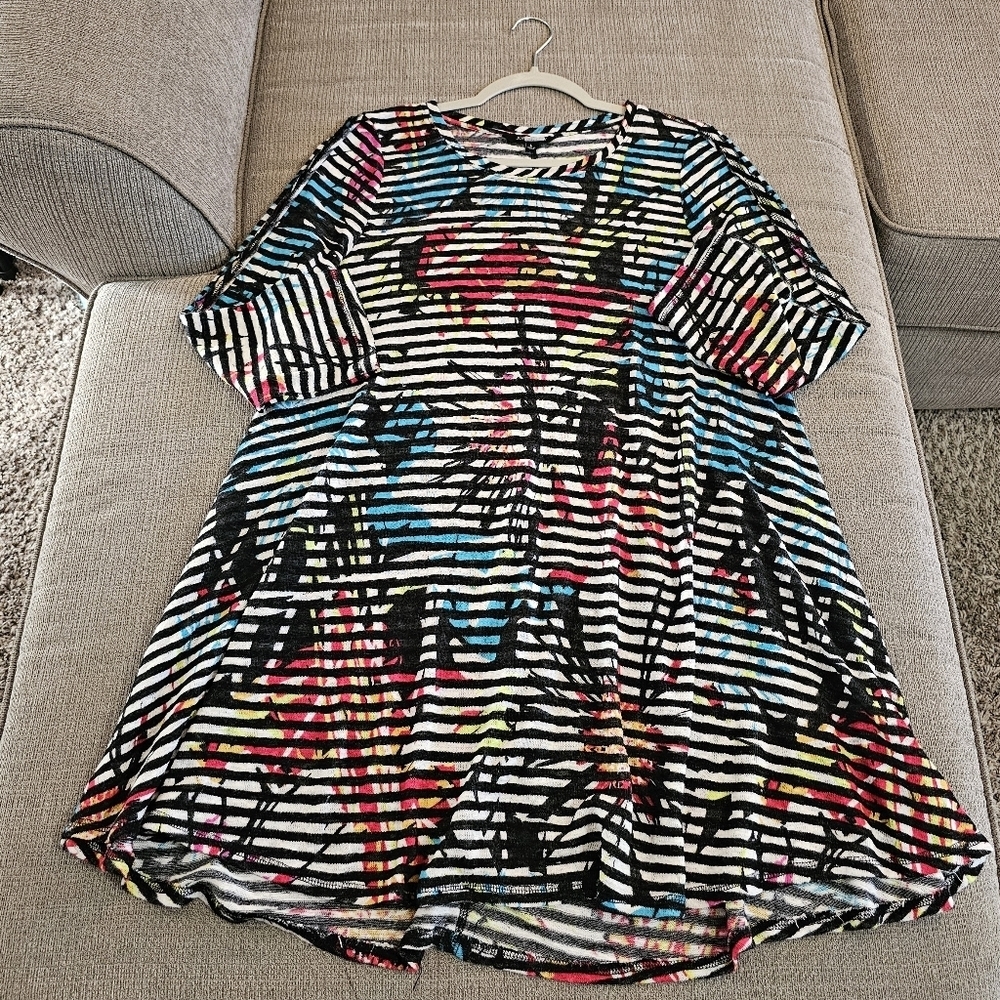 John Mark Black White Striped Abstract Casual Colorful Top Tunic Size Large